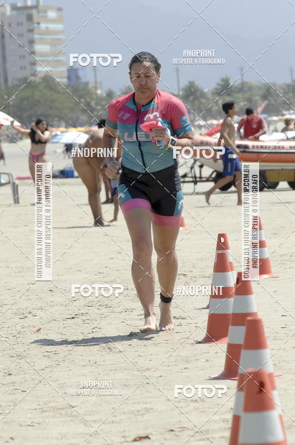 Buy your photos of the eventBLUE SERIES TRIATHLON BERTIOGA 2019 on Fotop