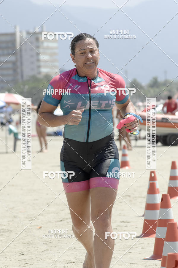 Buy your photos of the eventBLUE SERIES TRIATHLON BERTIOGA 2019 on Fotop