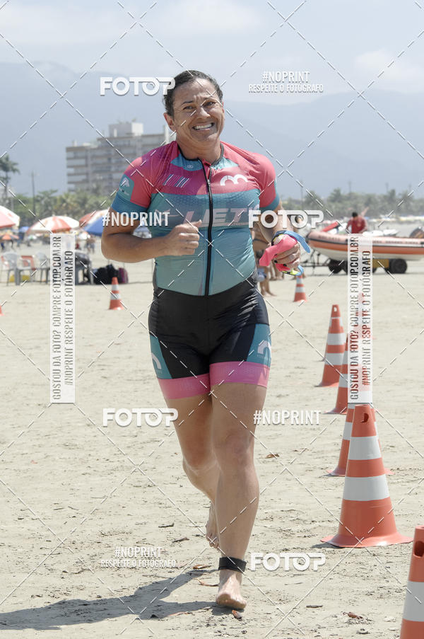 Buy your photos of the eventBLUE SERIES TRIATHLON BERTIOGA 2019 on Fotop