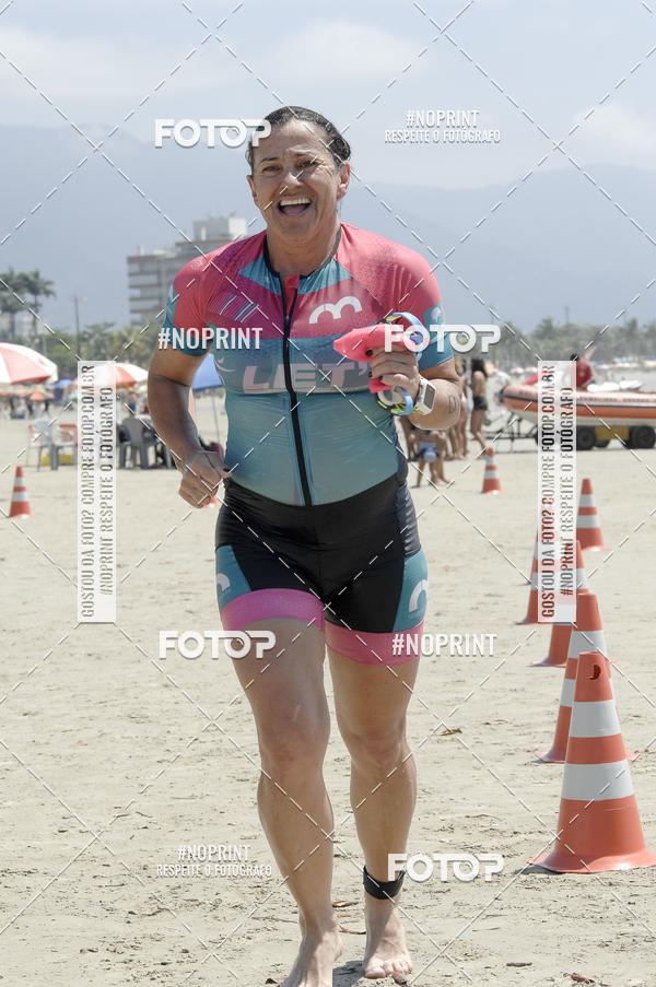 Buy your photos of the eventBLUE SERIES TRIATHLON BERTIOGA 2019 on Fotop