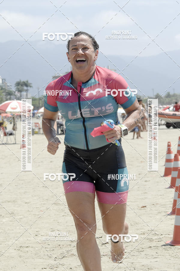 Buy your photos of the eventBLUE SERIES TRIATHLON BERTIOGA 2019 on Fotop