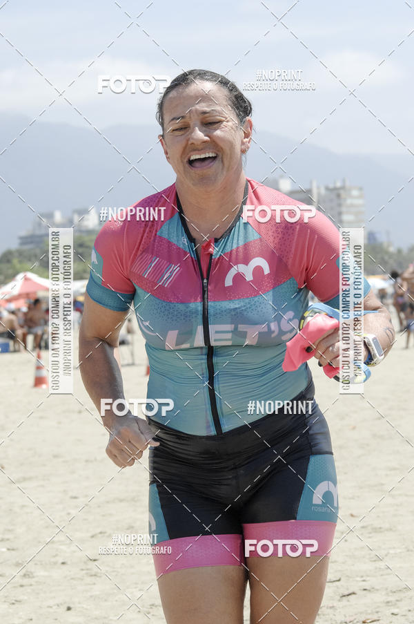 Buy your photos of the eventBLUE SERIES TRIATHLON BERTIOGA 2019 on Fotop