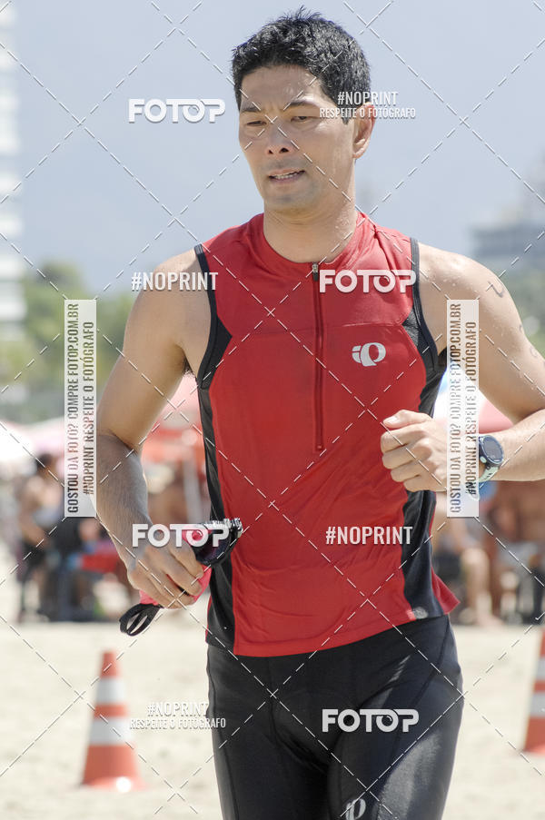 Buy your photos of the eventBLUE SERIES TRIATHLON BERTIOGA 2019 on Fotop