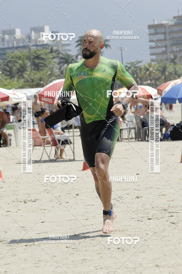 Buy your photos of the eventBLUE SERIES TRIATHLON BERTIOGA 2019 on Fotop