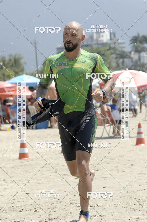 Buy your photos of the eventBLUE SERIES TRIATHLON BERTIOGA 2019 on Fotop