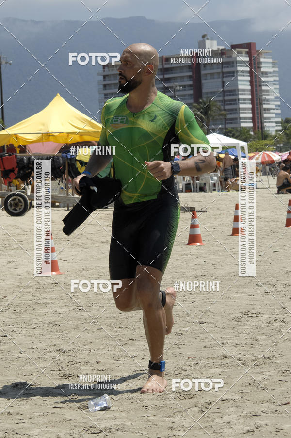 Buy your photos of the eventBLUE SERIES TRIATHLON BERTIOGA 2019 on Fotop