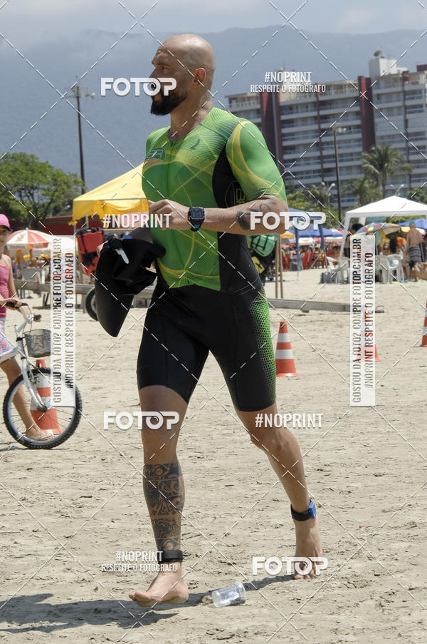 Buy your photos of the eventBLUE SERIES TRIATHLON BERTIOGA 2019 on Fotop