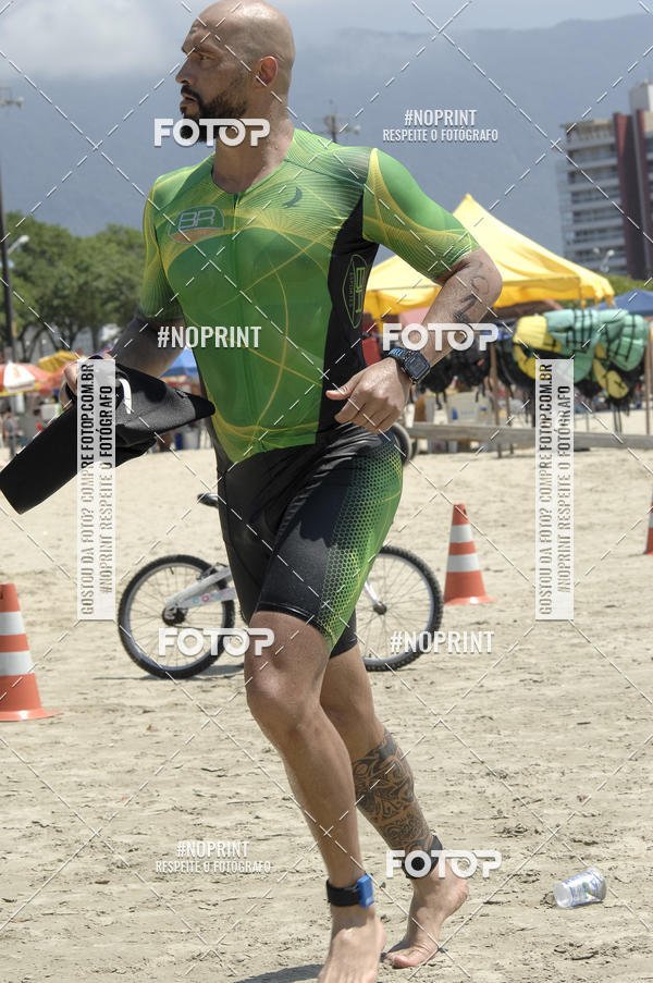 Buy your photos of the eventBLUE SERIES TRIATHLON BERTIOGA 2019 on Fotop