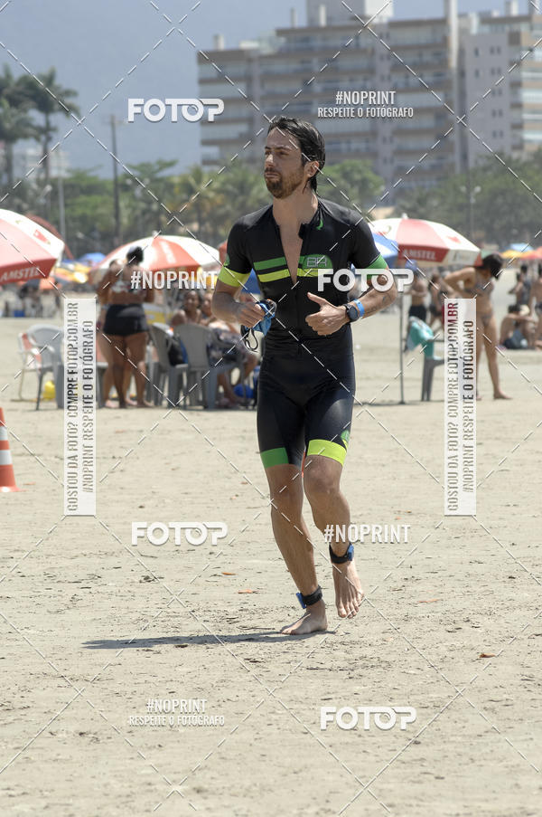 Buy your photos of the eventBLUE SERIES TRIATHLON BERTIOGA 2019 on Fotop