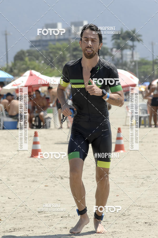 Buy your photos of the eventBLUE SERIES TRIATHLON BERTIOGA 2019 on Fotop