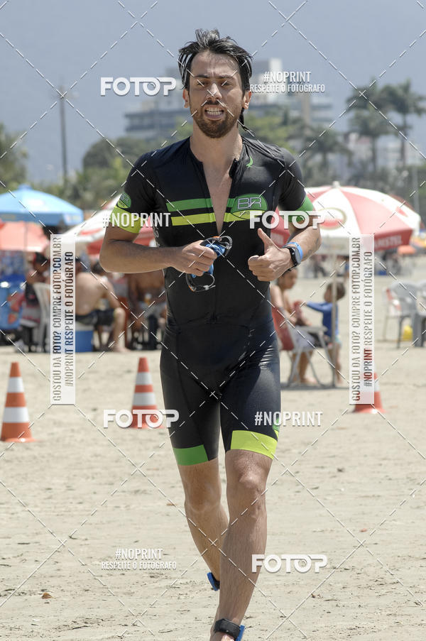 Buy your photos of the eventBLUE SERIES TRIATHLON BERTIOGA 2019 on Fotop
