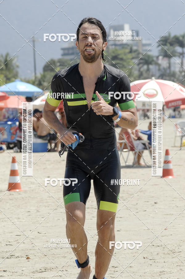 Buy your photos of the eventBLUE SERIES TRIATHLON BERTIOGA 2019 on Fotop