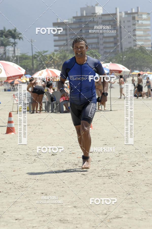 Buy your photos of the eventBLUE SERIES TRIATHLON BERTIOGA 2019 on Fotop