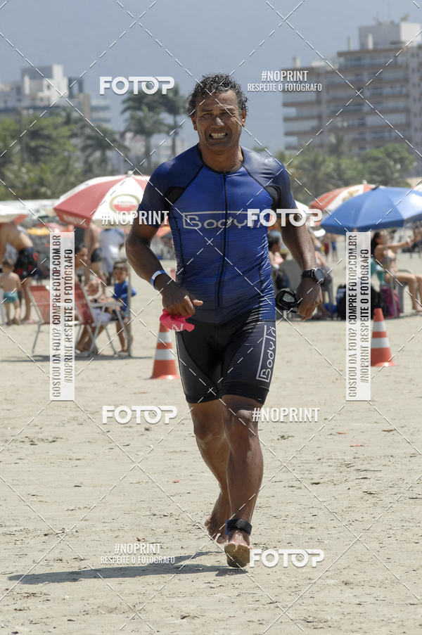 Buy your photos of the eventBLUE SERIES TRIATHLON BERTIOGA 2019 on Fotop