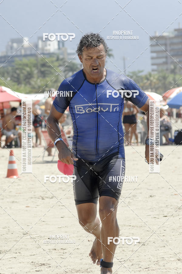 Buy your photos of the eventBLUE SERIES TRIATHLON BERTIOGA 2019 on Fotop