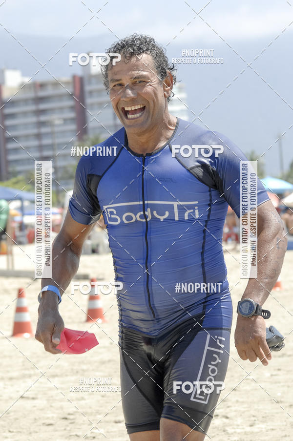 Buy your photos of the eventBLUE SERIES TRIATHLON BERTIOGA 2019 on Fotop