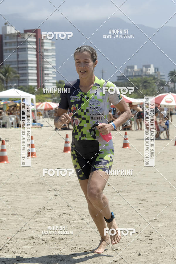Buy your photos of the eventBLUE SERIES TRIATHLON BERTIOGA 2019 on Fotop