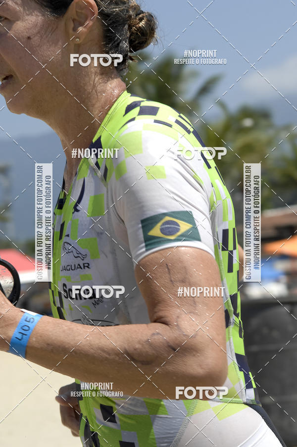 Buy your photos of the eventBLUE SERIES TRIATHLON BERTIOGA 2019 on Fotop