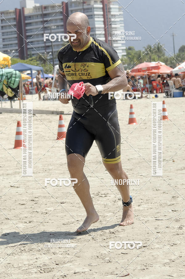 Buy your photos of the eventBLUE SERIES TRIATHLON BERTIOGA 2019 on Fotop