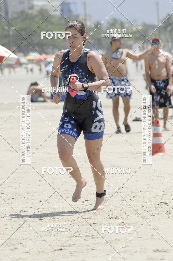 Buy your photos of the eventBLUE SERIES TRIATHLON BERTIOGA 2019 on Fotop