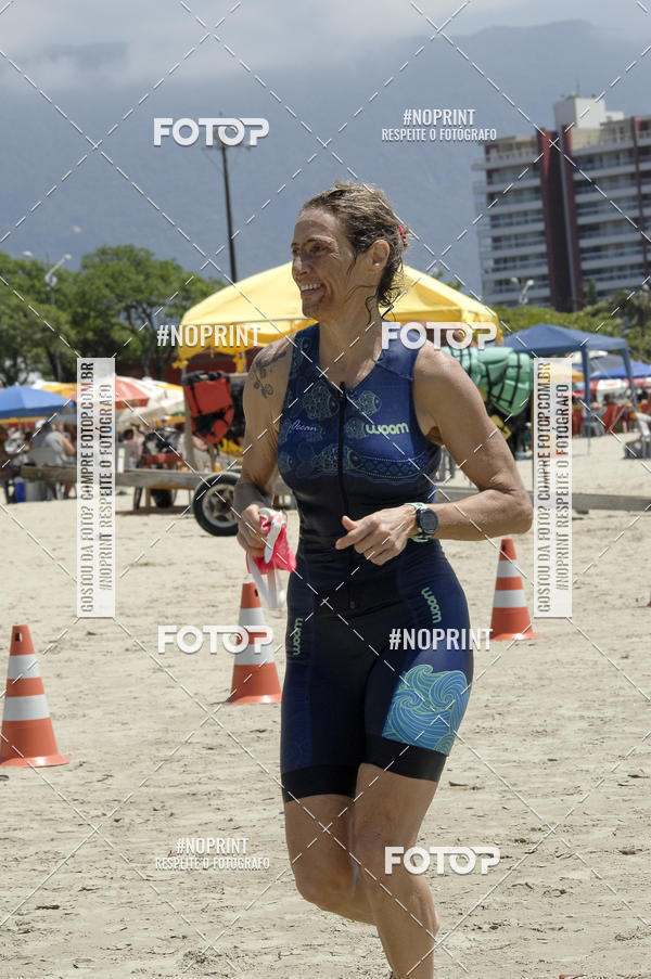 Buy your photos of the eventBLUE SERIES TRIATHLON BERTIOGA 2019 on Fotop