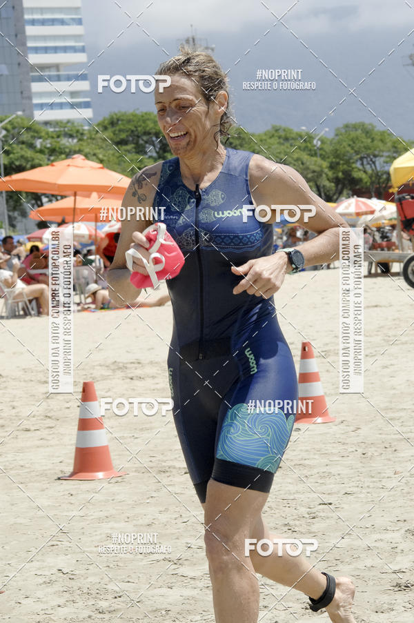 Buy your photos of the eventBLUE SERIES TRIATHLON BERTIOGA 2019 on Fotop