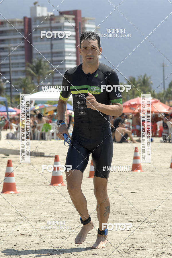 Buy your photos of the eventBLUE SERIES TRIATHLON BERTIOGA 2019 on Fotop