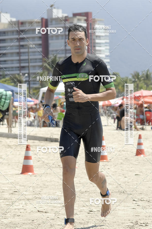 Buy your photos of the eventBLUE SERIES TRIATHLON BERTIOGA 2019 on Fotop