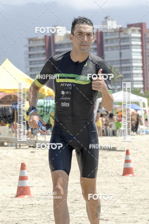 Buy your photos of the eventBLUE SERIES TRIATHLON BERTIOGA 2019 on Fotop