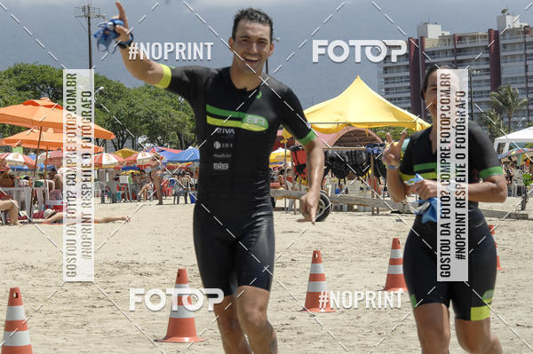 Buy your photos of the eventBLUE SERIES TRIATHLON BERTIOGA 2019 on Fotop