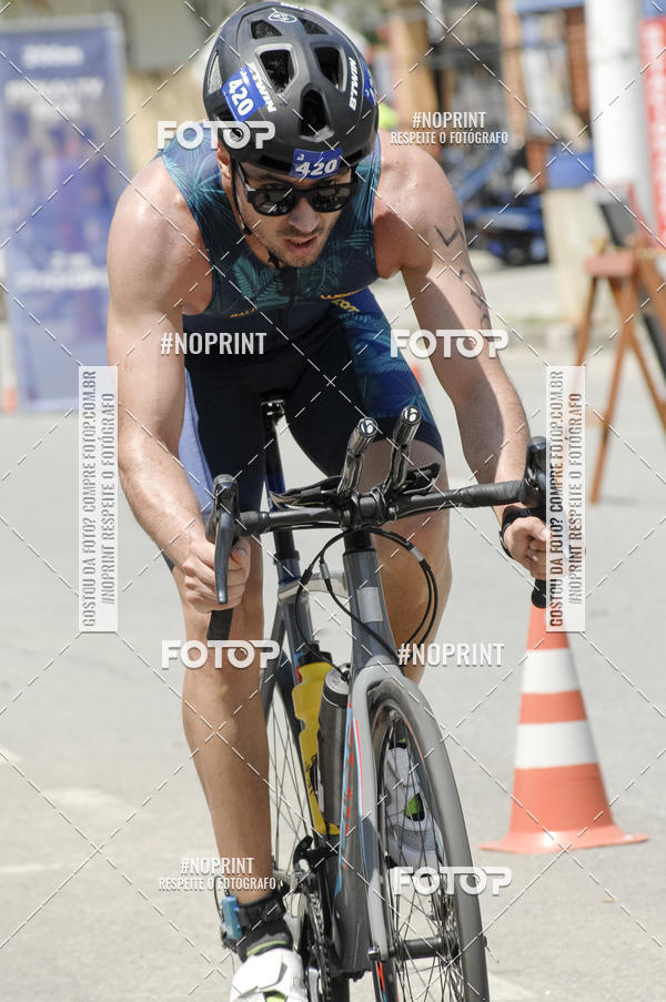 Buy your photos of the eventBLUE SERIES TRIATHLON BERTIOGA 2019 on Fotop