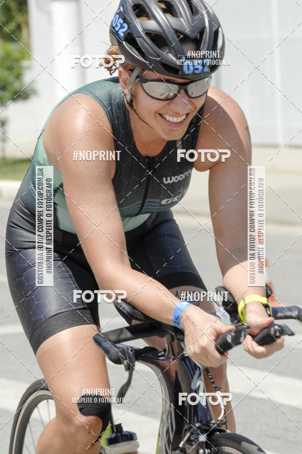 Buy your photos of the eventBLUE SERIES TRIATHLON BERTIOGA 2019 on Fotop