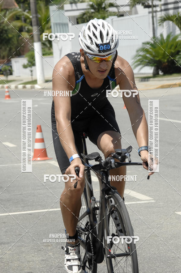 Buy your photos of the eventBLUE SERIES TRIATHLON BERTIOGA 2019 on Fotop