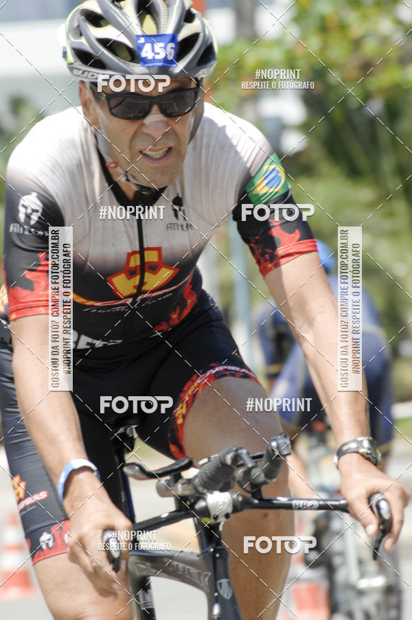 Buy your photos of the eventBLUE SERIES TRIATHLON BERTIOGA 2019 on Fotop