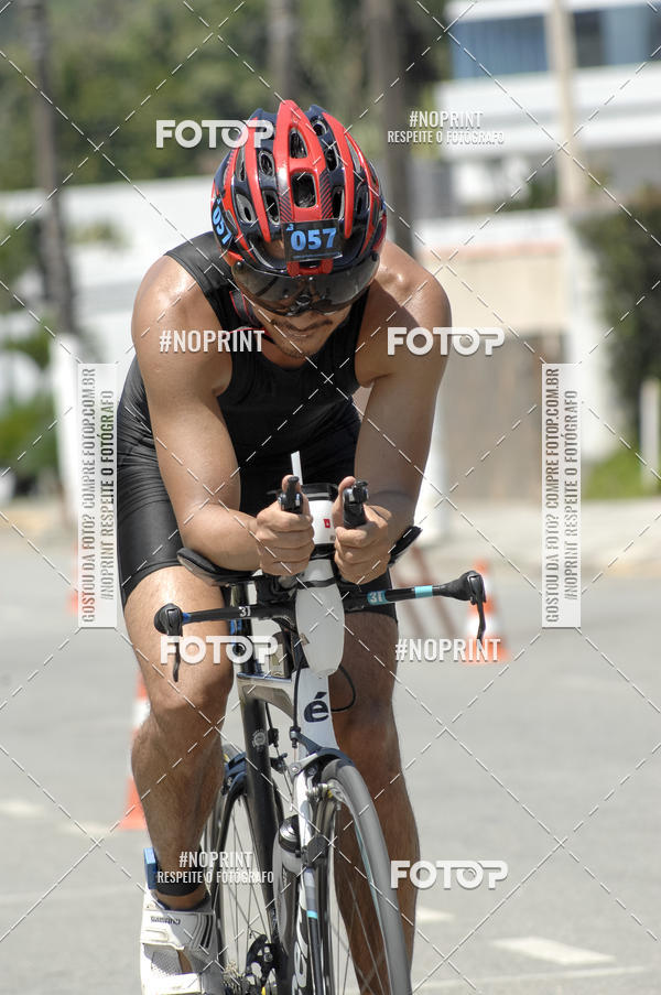 Buy your photos of the eventBLUE SERIES TRIATHLON BERTIOGA 2019 on Fotop