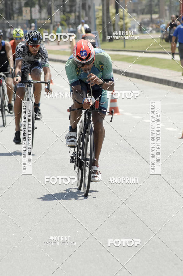 Buy your photos of the eventBLUE SERIES TRIATHLON BERTIOGA 2019 on Fotop