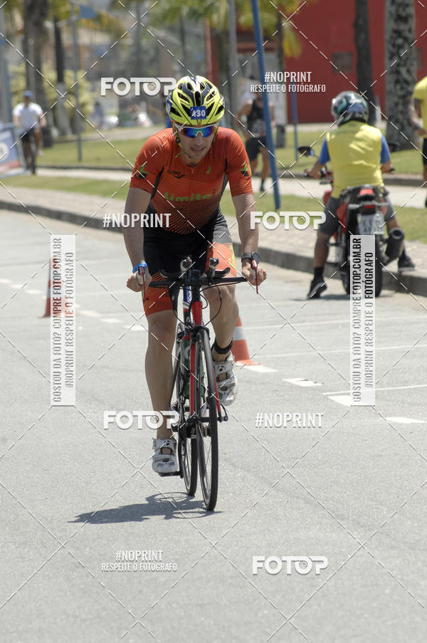 Buy your photos of the eventBLUE SERIES TRIATHLON BERTIOGA 2019 on Fotop