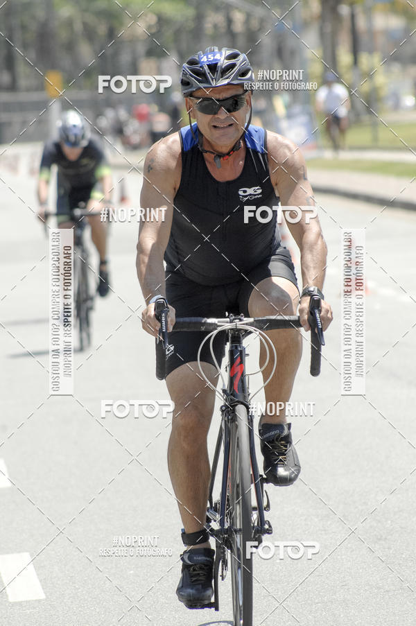Buy your photos of the eventBLUE SERIES TRIATHLON BERTIOGA 2019 on Fotop