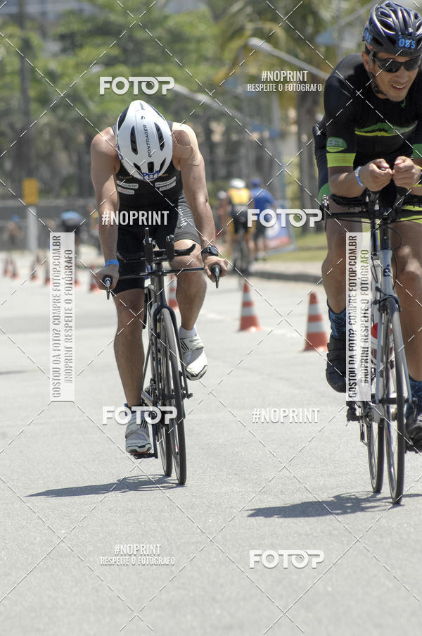 Buy your photos of the eventBLUE SERIES TRIATHLON BERTIOGA 2019 on Fotop