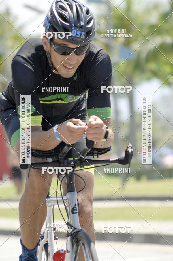 Buy your photos of the eventBLUE SERIES TRIATHLON BERTIOGA 2019 on Fotop