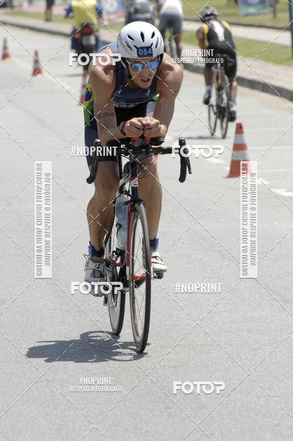 Buy your photos of the eventBLUE SERIES TRIATHLON BERTIOGA 2019 on Fotop