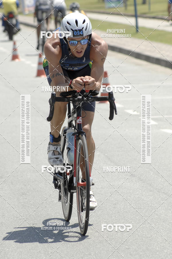 Buy your photos of the eventBLUE SERIES TRIATHLON BERTIOGA 2019 on Fotop