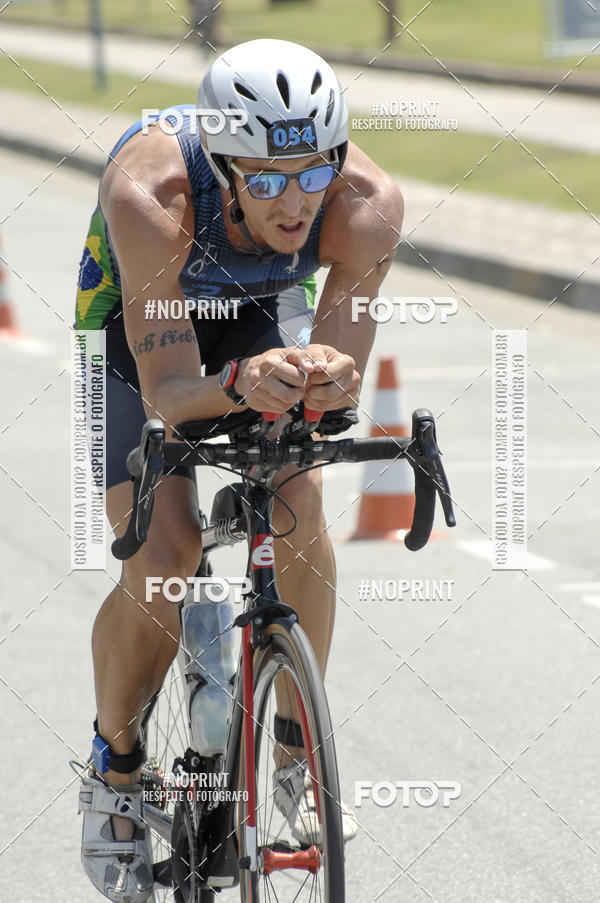 Buy your photos of the eventBLUE SERIES TRIATHLON BERTIOGA 2019 on Fotop