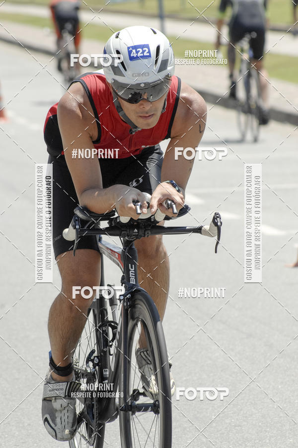 Buy your photos of the eventBLUE SERIES TRIATHLON BERTIOGA 2019 on Fotop