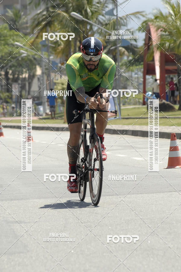 Buy your photos of the eventBLUE SERIES TRIATHLON BERTIOGA 2019 on Fotop