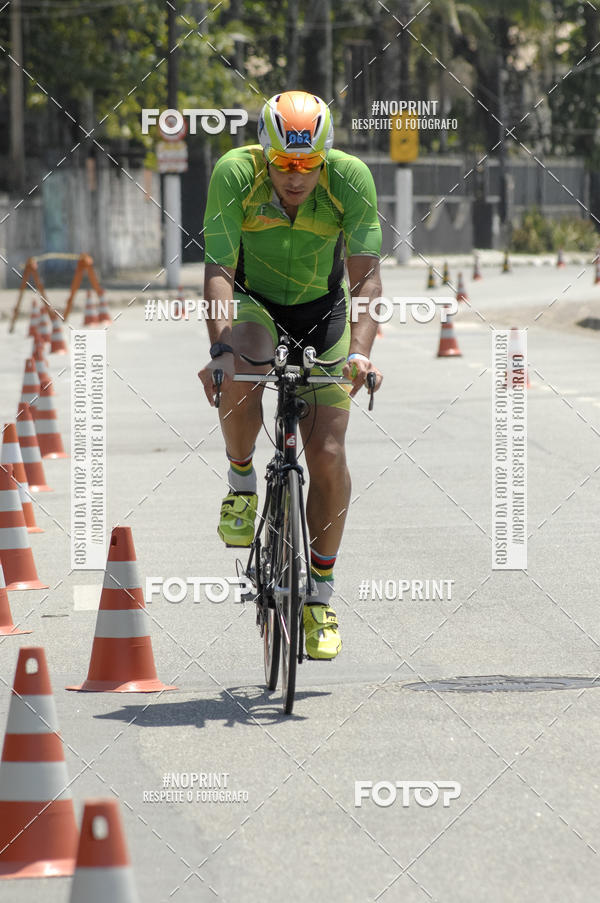 Buy your photos of the eventBLUE SERIES TRIATHLON BERTIOGA 2019 on Fotop