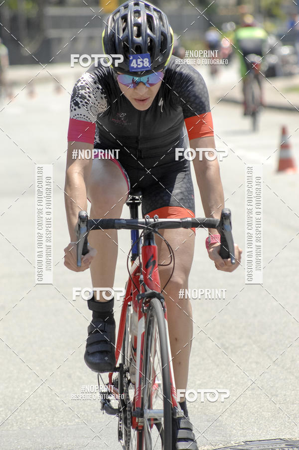 Buy your photos of the eventBLUE SERIES TRIATHLON BERTIOGA 2019 on Fotop