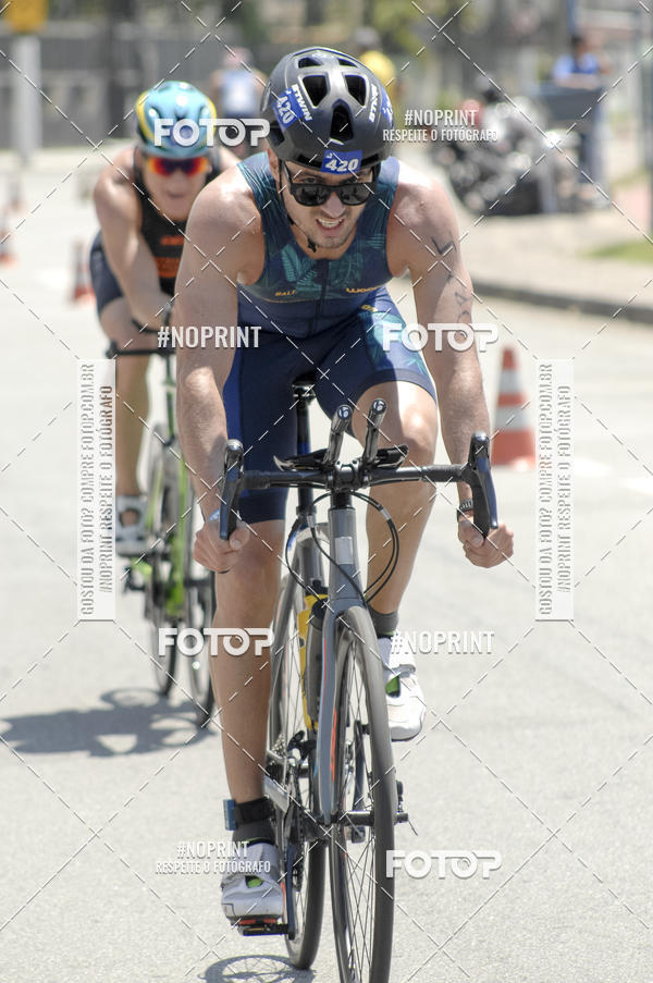 Buy your photos of the eventBLUE SERIES TRIATHLON BERTIOGA 2019 on Fotop