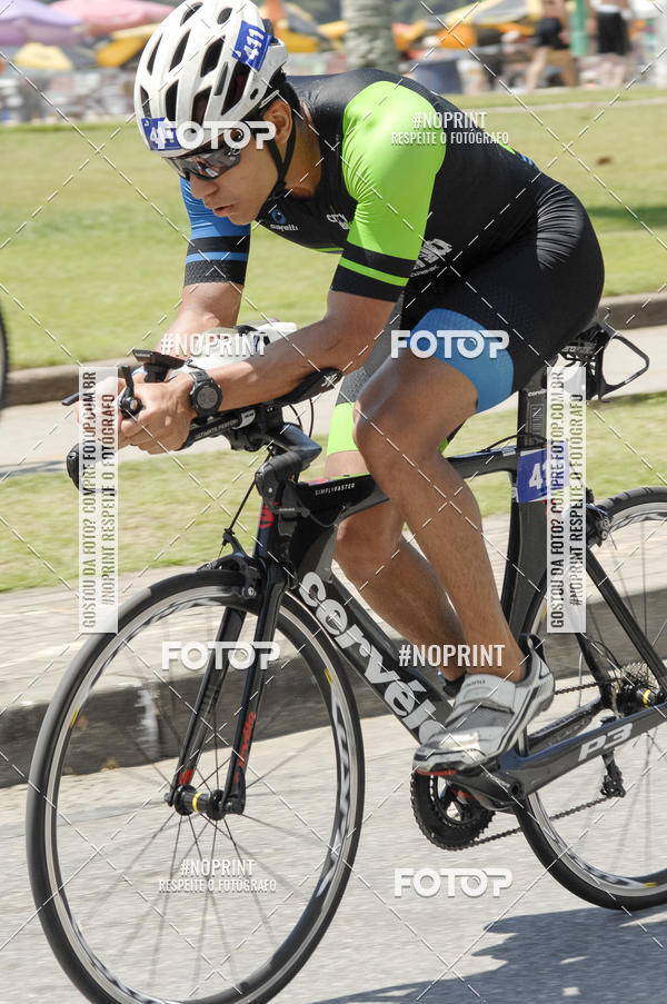Buy your photos of the eventBLUE SERIES TRIATHLON BERTIOGA 2019 on Fotop