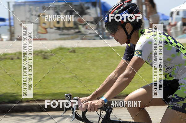 Buy your photos of the eventBLUE SERIES TRIATHLON BERTIOGA 2019 on Fotop
